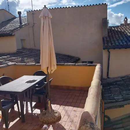 Appartamento Antico Gioiello Umbro , Con Terrazza Foligno