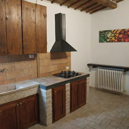 アパート Antico Gioiello Umbro , Con Terrazza *