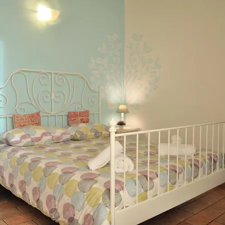 Antico Gioiello Umbro , Con Terrazza フォリーニョ