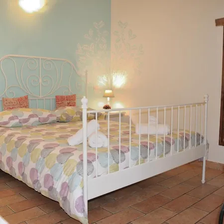 Antico Gioiello Umbro , Con Terrazza Appartamento *