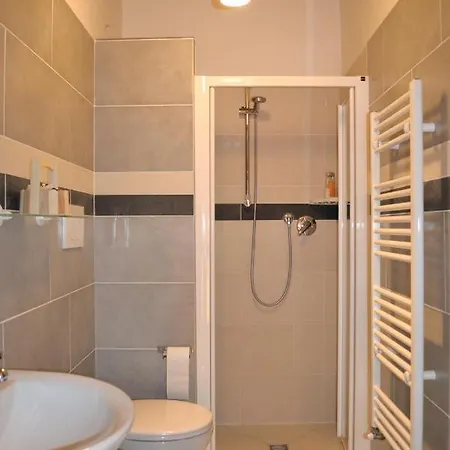 アパート Antico Gioiello Umbro , Con Terrazza フォリーニョ